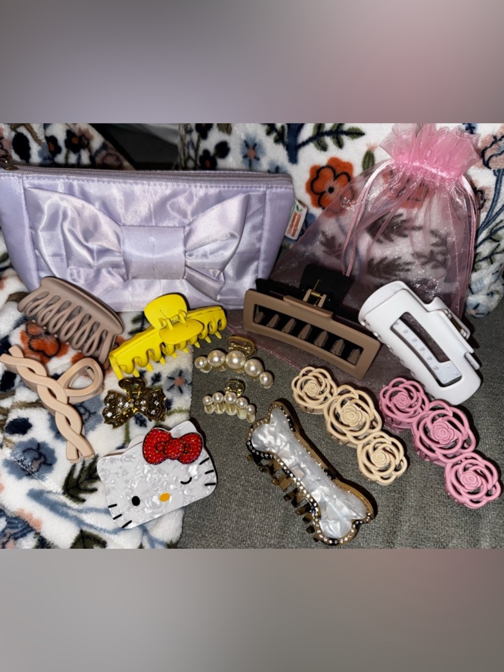GIFT WITH PURCHASE — HAIR CLIP BUNDLE 💓